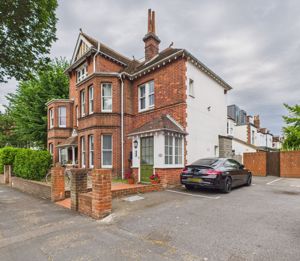 Photo 1- click for photo gallery